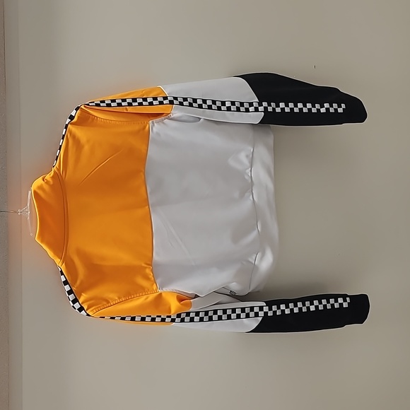 NWOT- Women's- "Vans" Checkered Cropped Pullover Sweatshirt (medium) - Picture 3 of 5